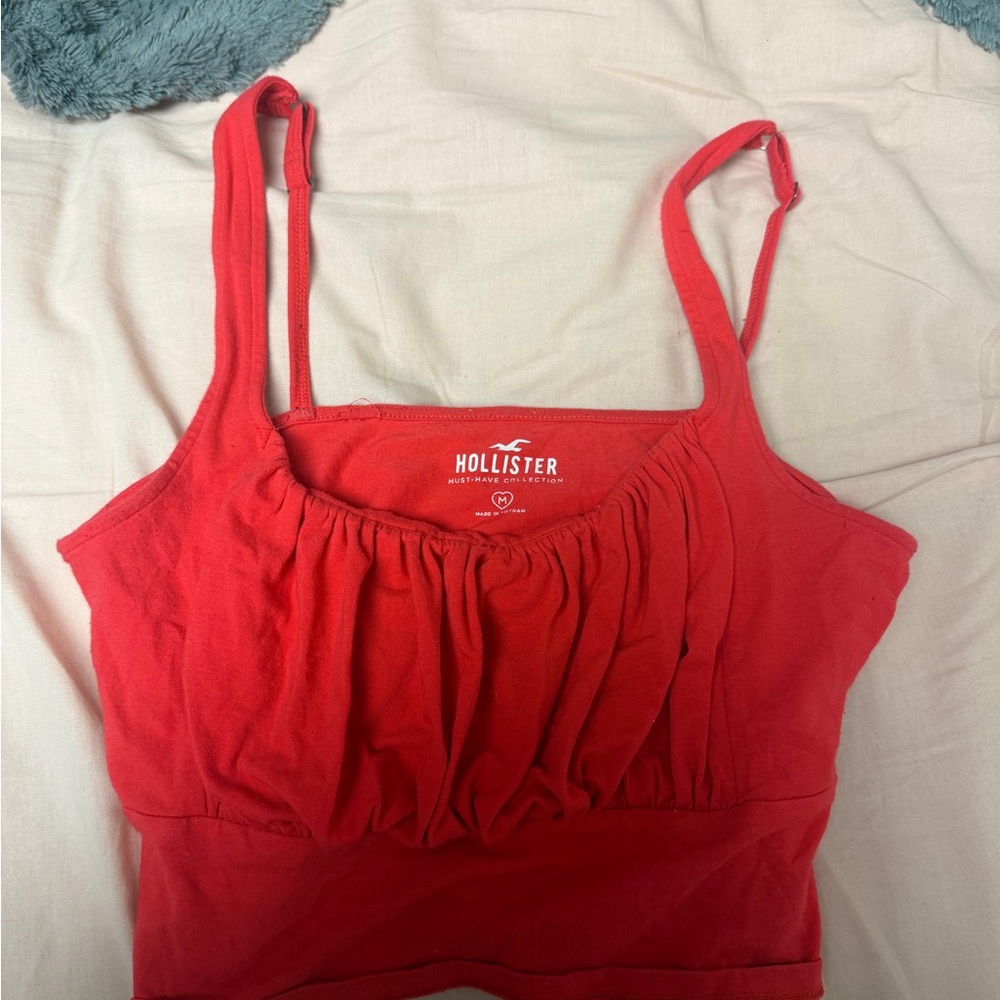 Hollister Must-Have Red Top